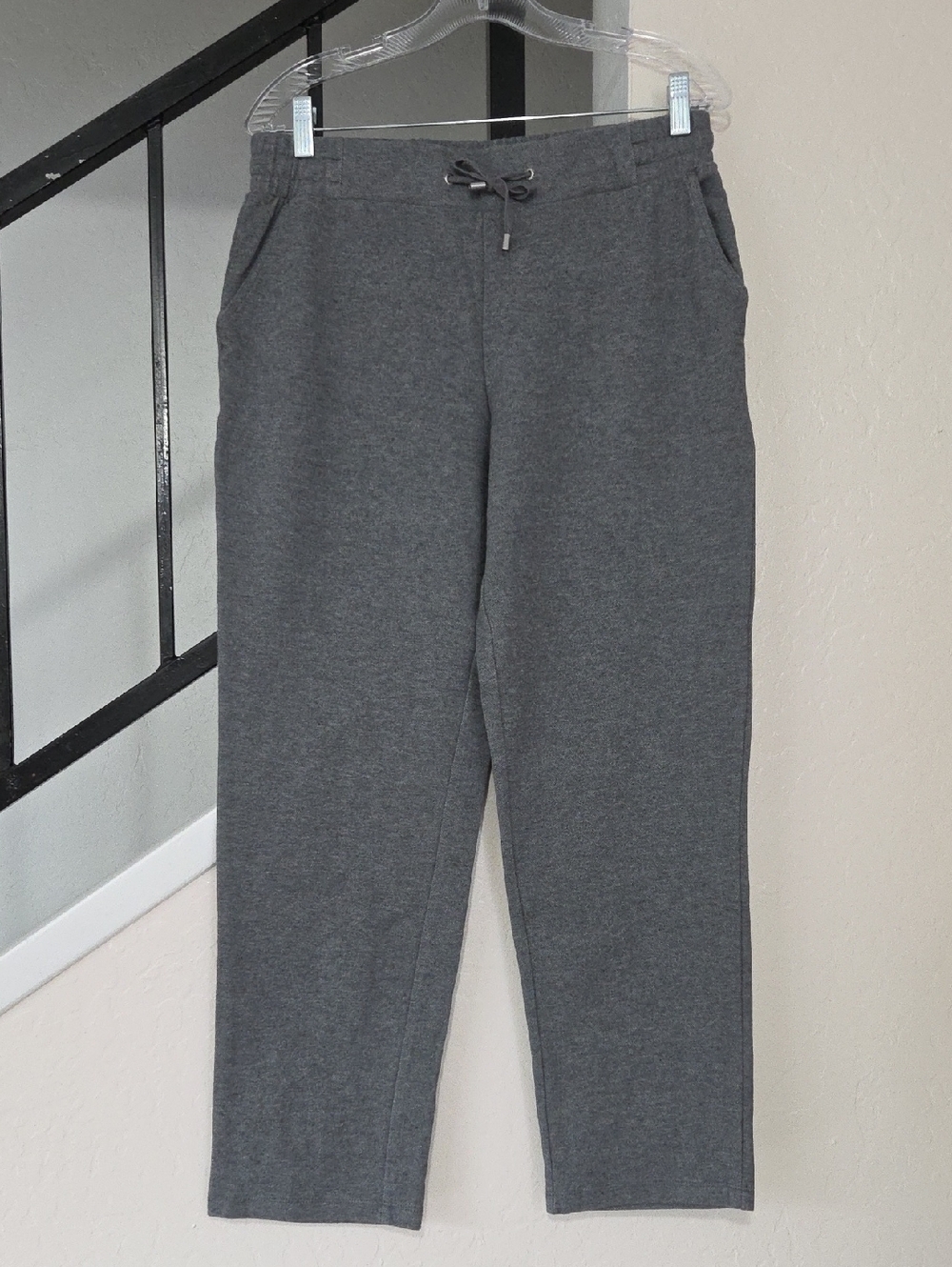 Time and Tru Gray Cozy Drawstring Sweatpants Size M